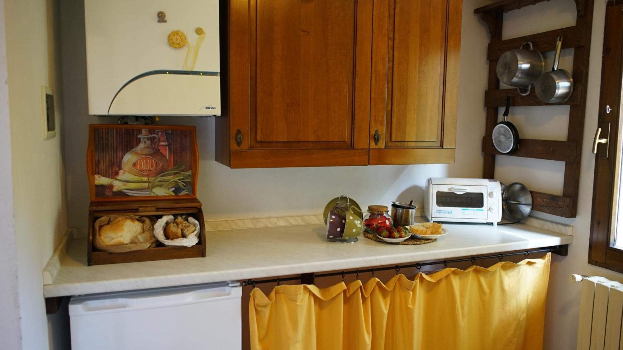 Agriturismo Podere Le Tombe Casa de hóspedes Palaia Quarto foto
