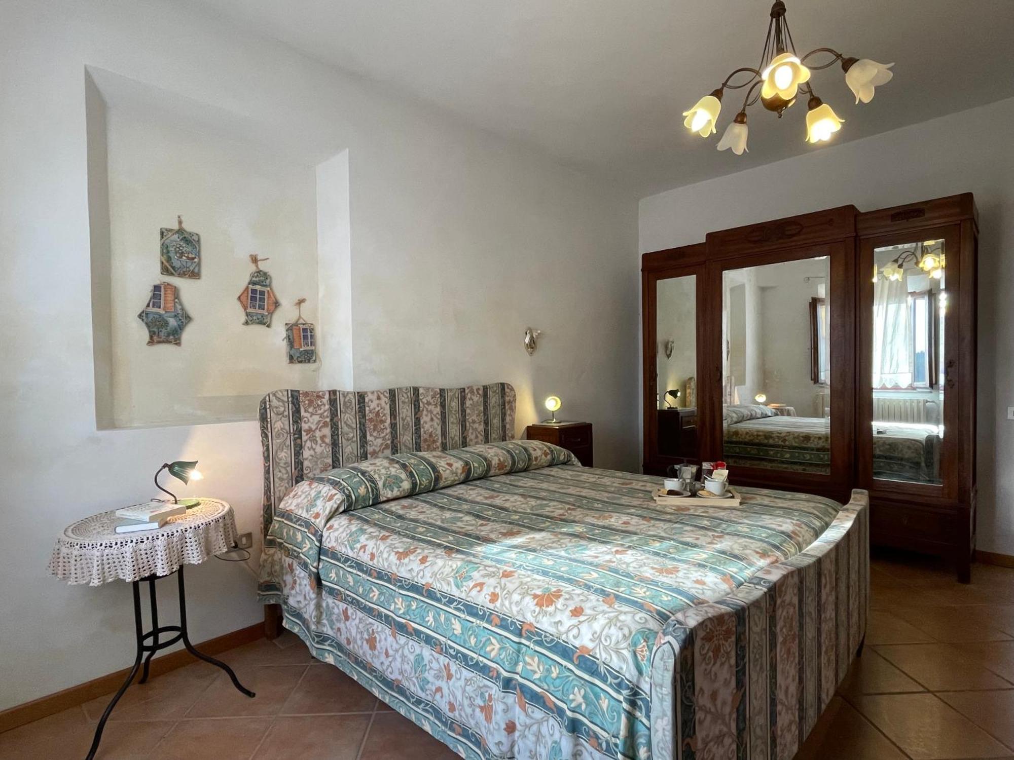 Agriturismo Podere Le Tombe Casa de hóspedes Palaia Quarto foto