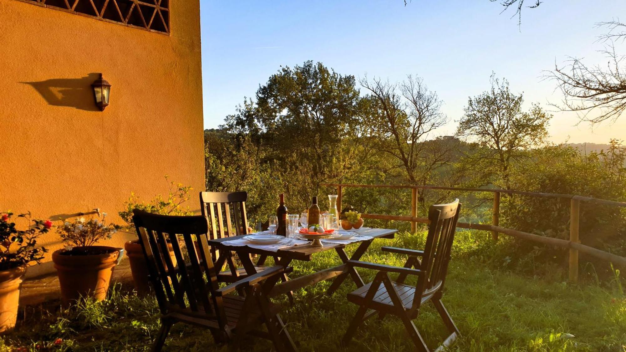 Agriturismo Podere Le Tombe Casa de hóspedes Palaia Exterior foto