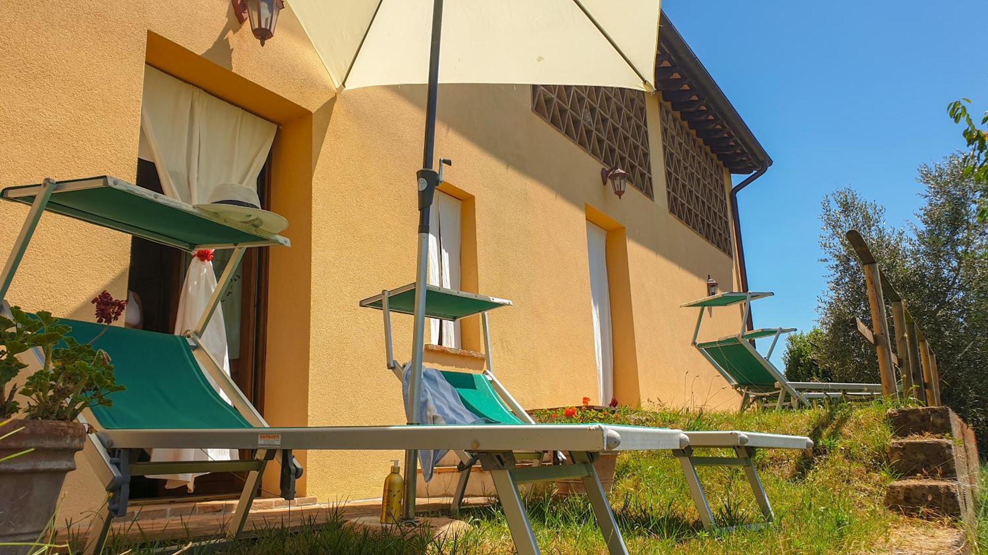 Agriturismo Podere Le Tombe Casa de hóspedes Palaia Quarto foto